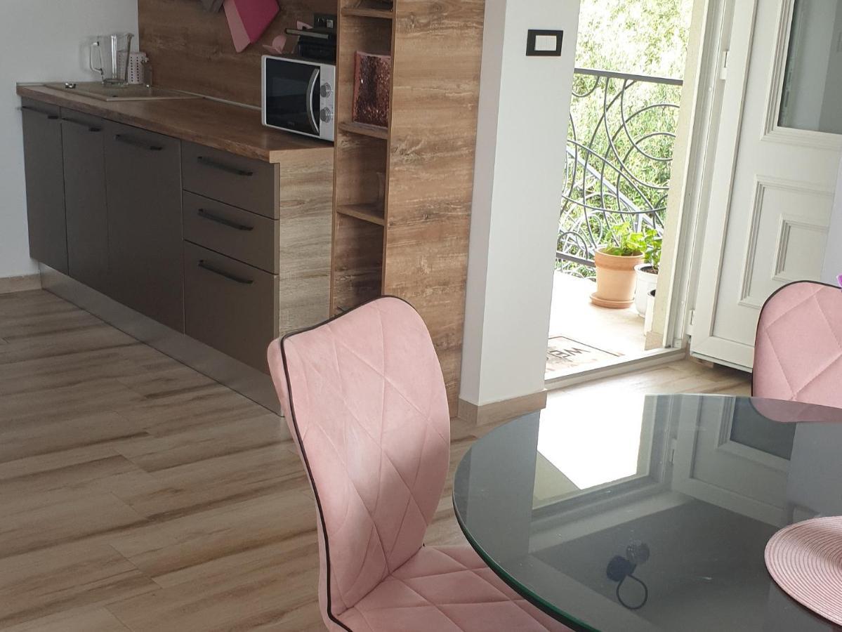 Apartment Mia 2 Banjol Екстериор снимка
