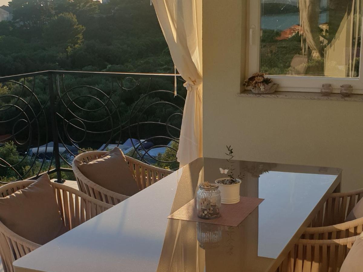 Apartment Mia 2 Banjol Екстериор снимка