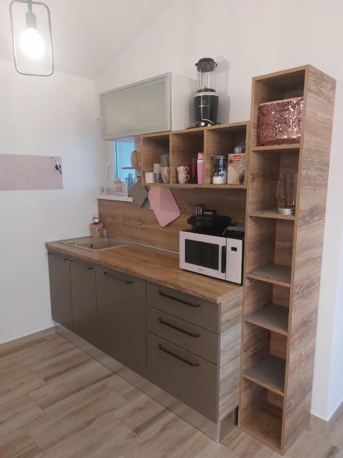 Apartment Mia 2 Banjol Екстериор снимка